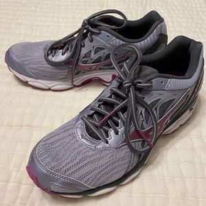 Mizuno Wave Inspire 14